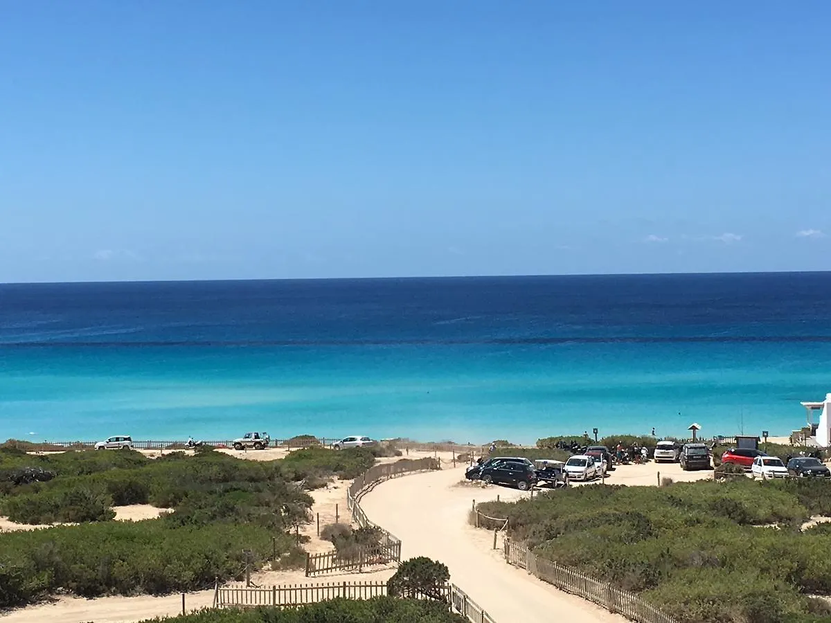 Hostal Santi Playa Migjorn Hotel Es Calo (Formentera)