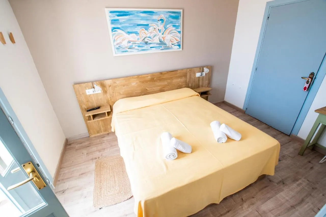 Hostal Santi Playa Migjorn Es Calo (Formentera)